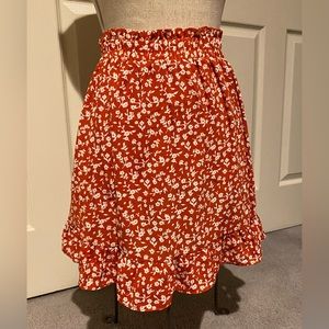 Sienna Sky Floral Skirt size Small